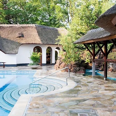 Chalet Sana Hideout, Romantisch Boshuisjes Voor 2 Naast Het Bos En Sauna Drome