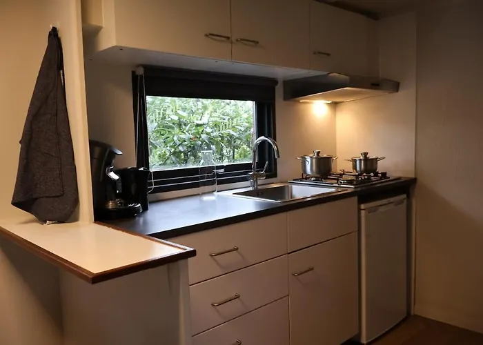 Chalet Sana Hideout, Romantisch Boshuisjes Voor 2 Naast Het Bos En Sauna Drome